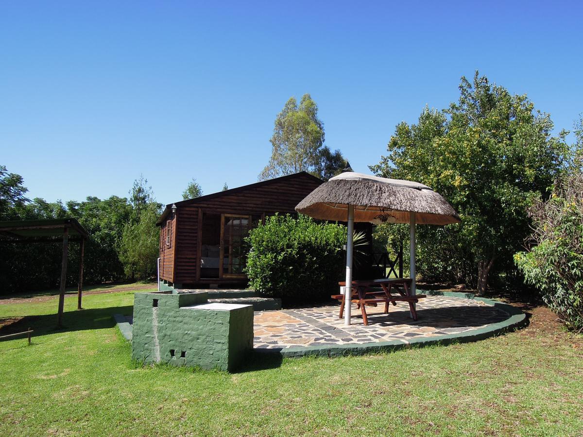 Nullarbor Cottages Магалисбург Екстериор снимка