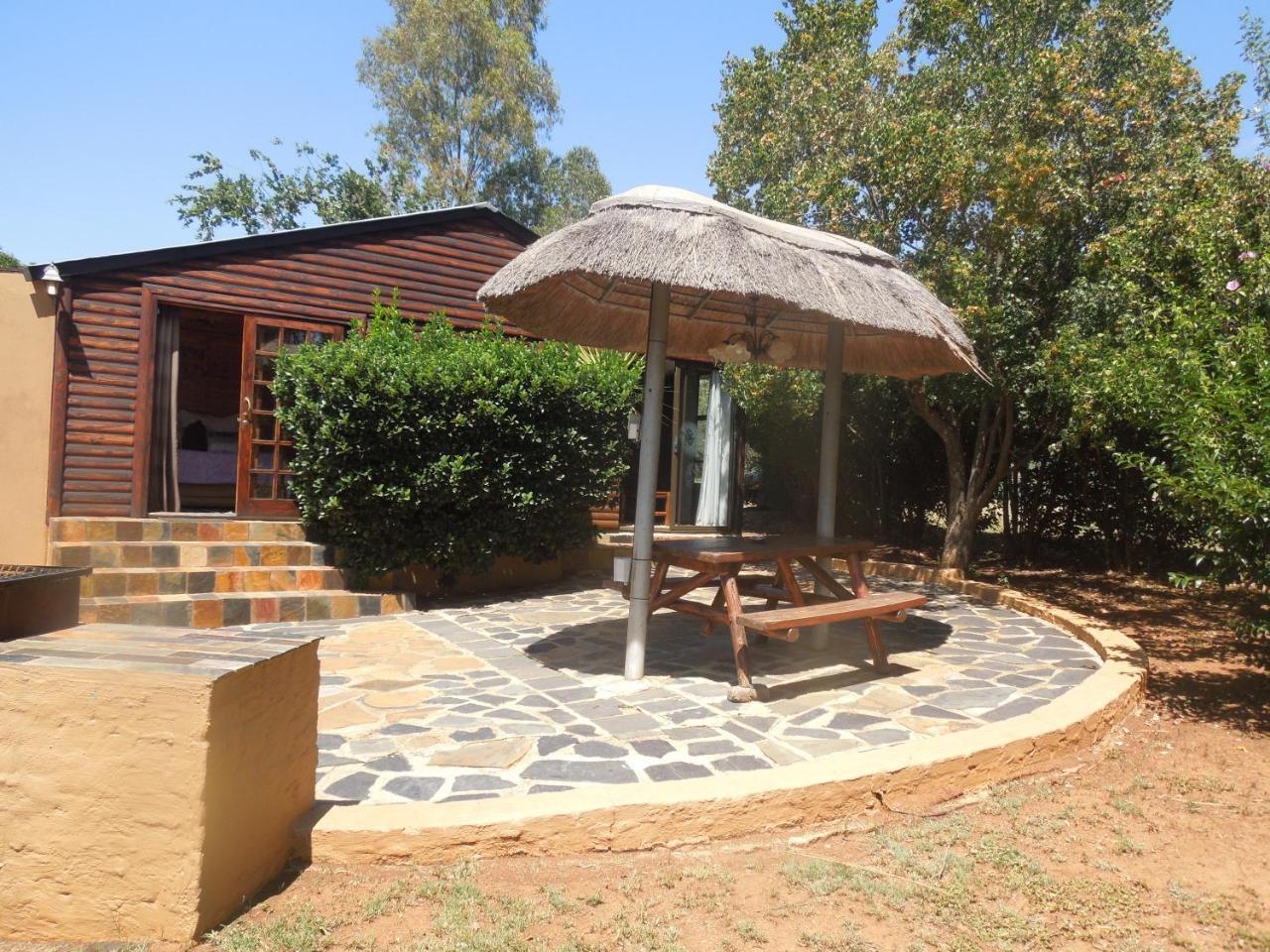 Nullarbor Cottages Магалисбург Екстериор снимка